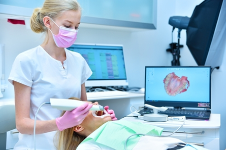 How We Use Technology to Improve Patient Outcomes in Orthodontic Treatment?